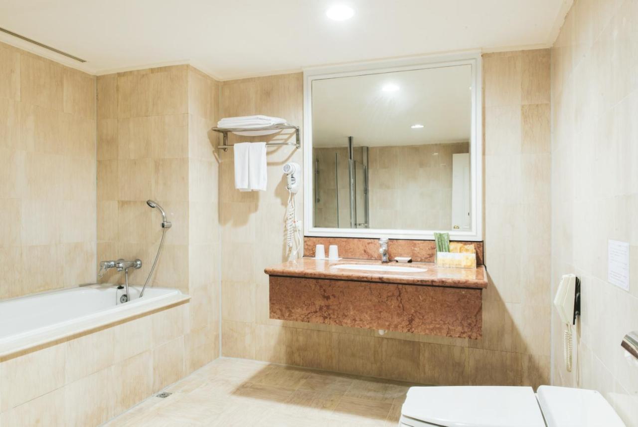 Hometel Hotel Kao-siung Exteriér fotografie